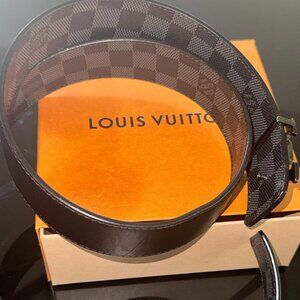 Authentic Louis Vuitton Designer Belt